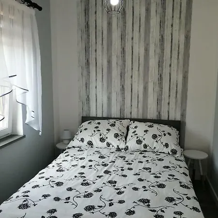 Pod Katalpami * Mikołajki