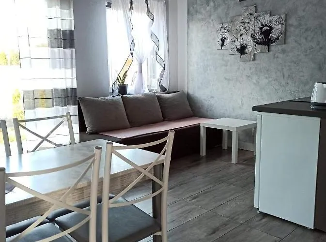 Pod Katalpami Миколайки