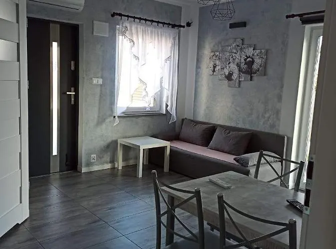 Pod Katalpami Дом отдыха Миколайки