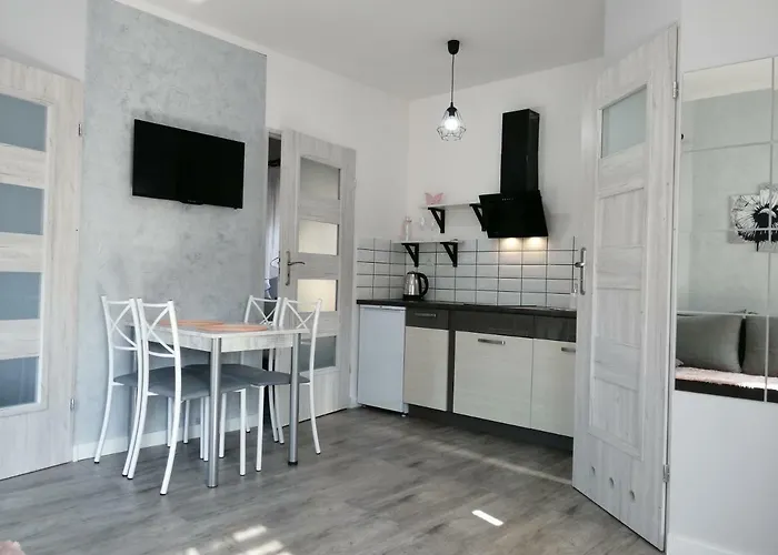 Pod Katalpami Дом отдыха *